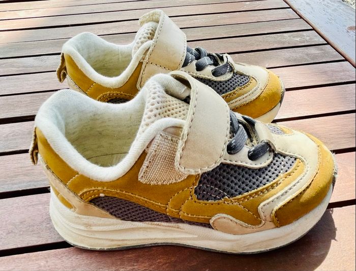 Baskets bébé Zara taille 22 beige camel scratch mi-saison - photo numéro 2