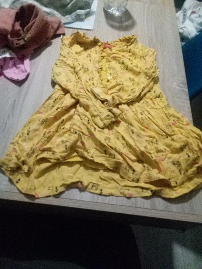 Robe jaune animaux forêt - photo numéro 2