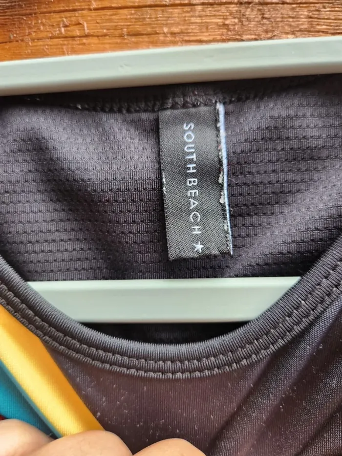 Brassière de sport noire South Beach  36 - photo numéro 4