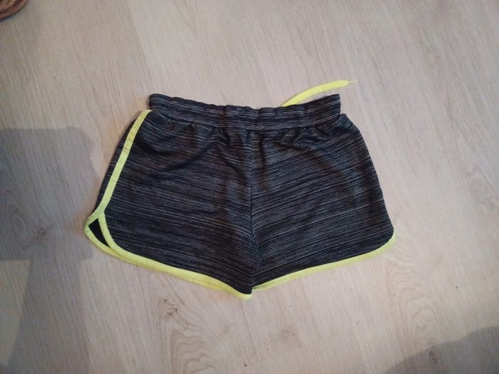 Short xl - photo numéro 2