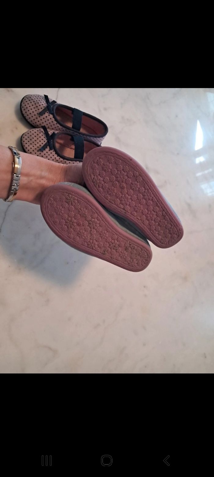 Deux paires de chausson ballerines taille 24 - photo numéro 3
