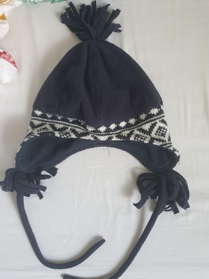 Bonnet avec pompom - Tour de tête : 47cm - TU