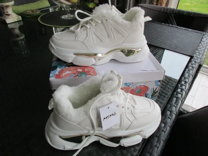 baskets fourrées MSMG nves T38 avec bte+étiquette - photo numéro 2