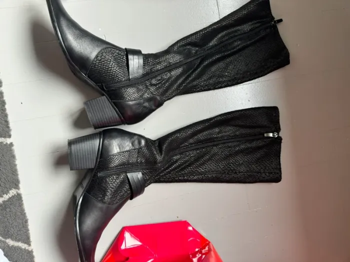 Bottes noir - Bottes en cuir noir / Bottes hautes noir - photo numéro 9