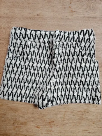 Short chaud épais à carreaux