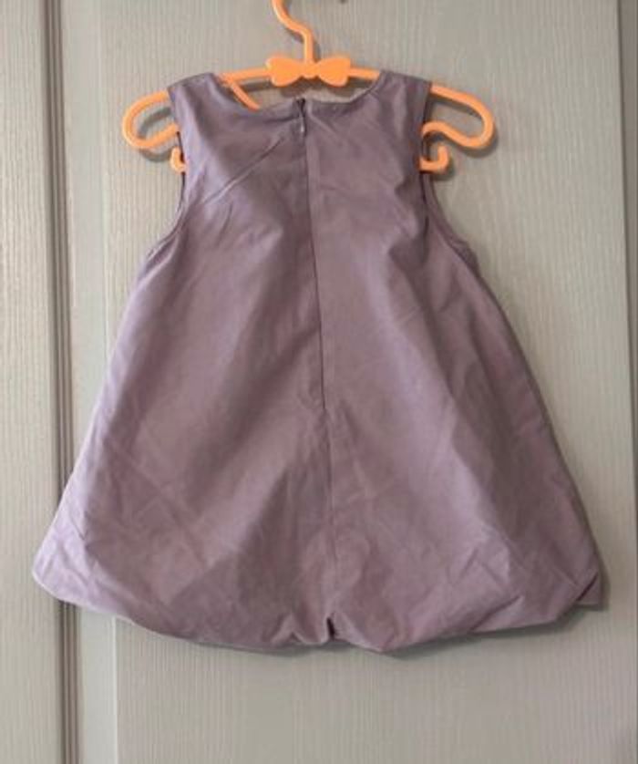 Robe taille 18M - photo numéro 2