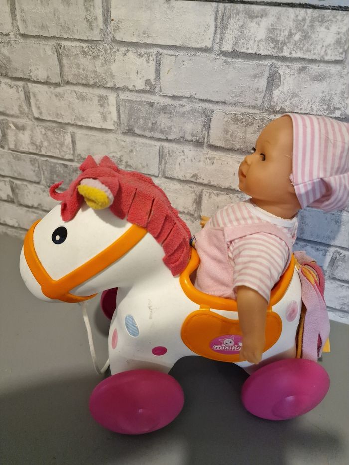 Poupee avec poney