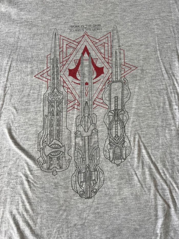 TEE shirt assassin’s creed taille L - photo numéro 2