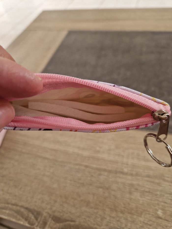 Porte monnaie stitch neuf - photo numéro 3