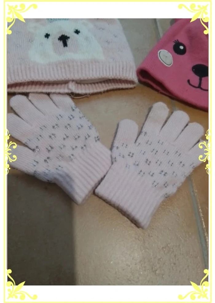 Lot bonnet et gants - photo numéro 4