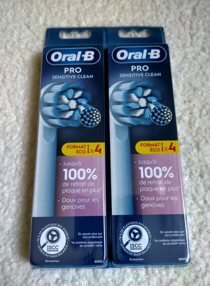 Lot 8 brossettes Oralb pro sensitive clean