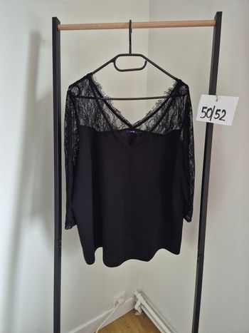 Tunique noire dentelle 50 52