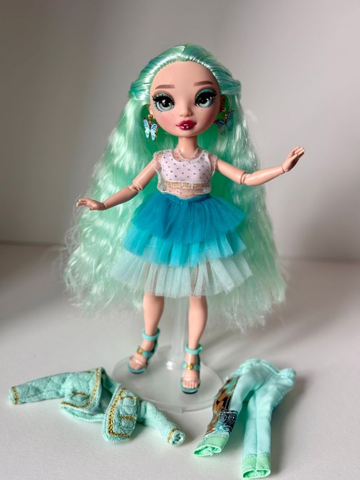 Daphné Rainbow High