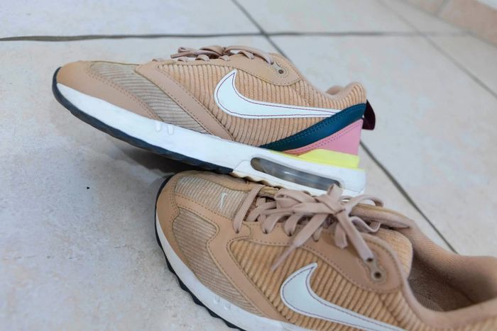 Nike Air Max Dawn SE T36.5 - photo numéro 2