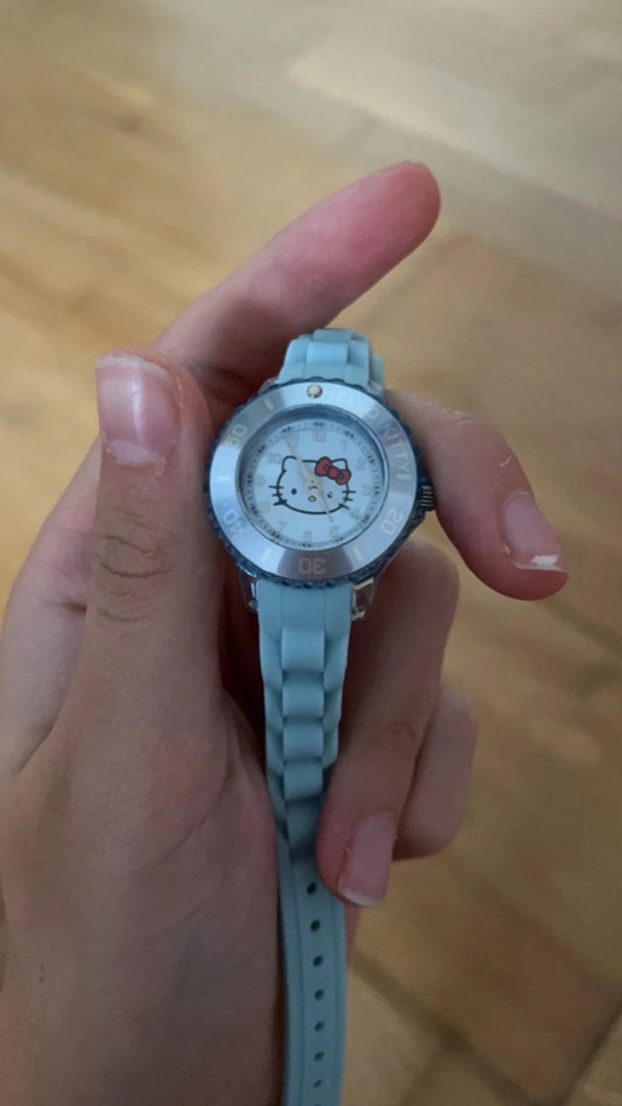 Montre Hello Kitty - photo numéro 4
