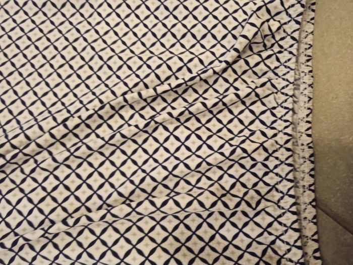 blouse sans manches fluide en très bon état cache cache - photo numéro 5