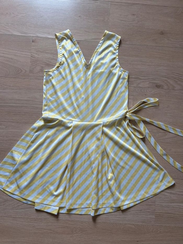 Robe tennis Lacoste vintage à rayures blanches et jaune citron taille 40 - photo numéro 7