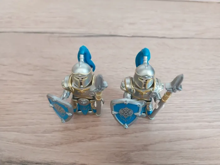 Figurines type lego 2 guerriers humains Warcraft - photo numéro 4