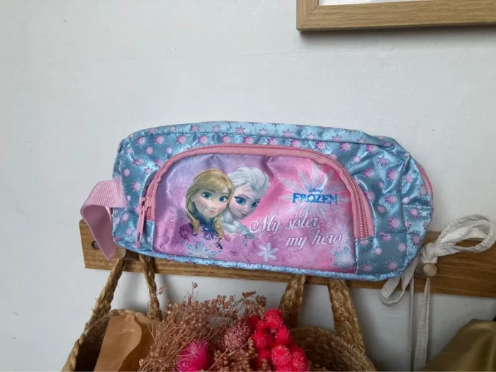 Disney trousse la reine des neiges - photo numéro 2