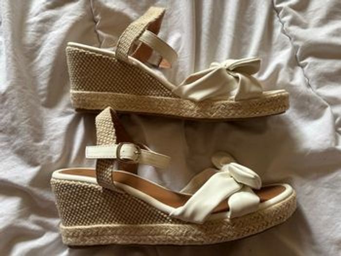 👡 Sandales compensées 👡 - photo numéro 2