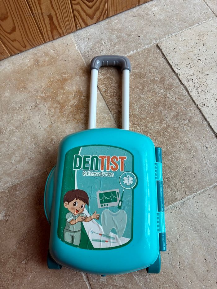 Valise dentiste - photo numéro 2