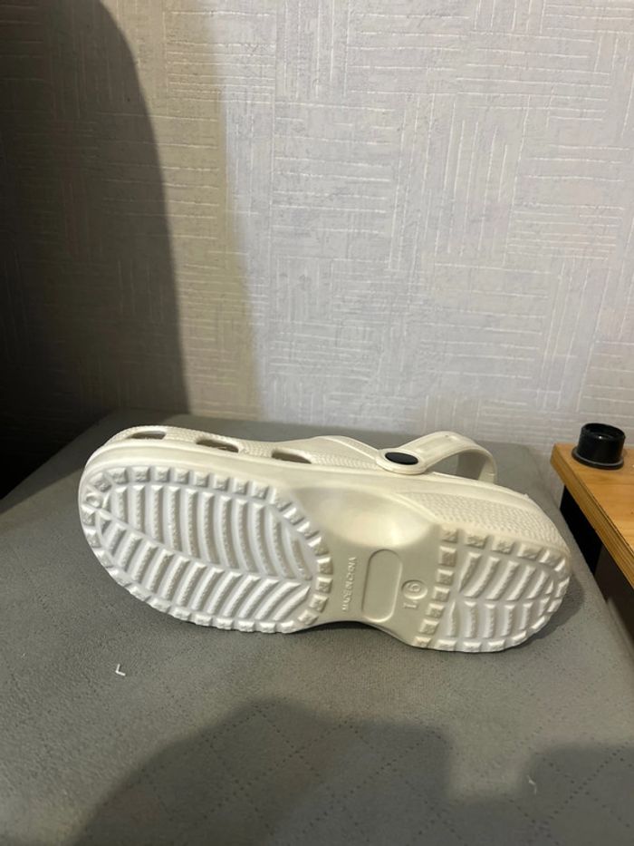 Sabots Crocs blanc Teddy Smith demi pointure 37.5 taille 6 - photo numéro 3