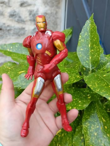 Figurine Iron man Marvel The Avengers Mighty Battlers Repulsor Battling