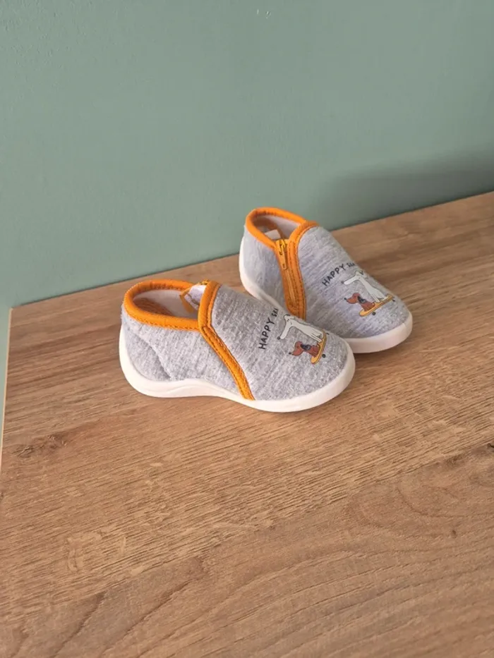 Chaussons bebe gris er orange, pointure 21, vertbaudet - photo numéro 2