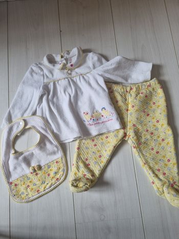 Pyjama 3 pièces 9 mois