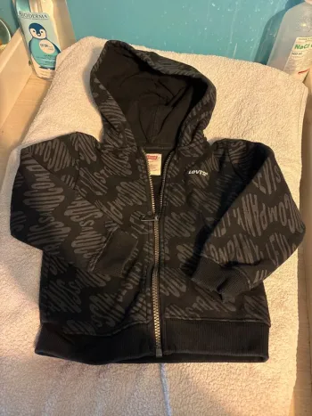 Veste Lévis
