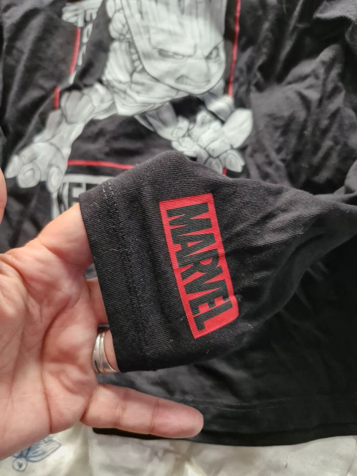Lot  t-shirts Groot et Joker - photo numéro 5