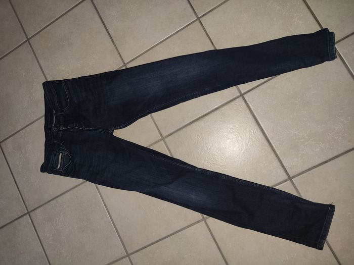 Jean homme Calvin Klein W30L34 slim straight