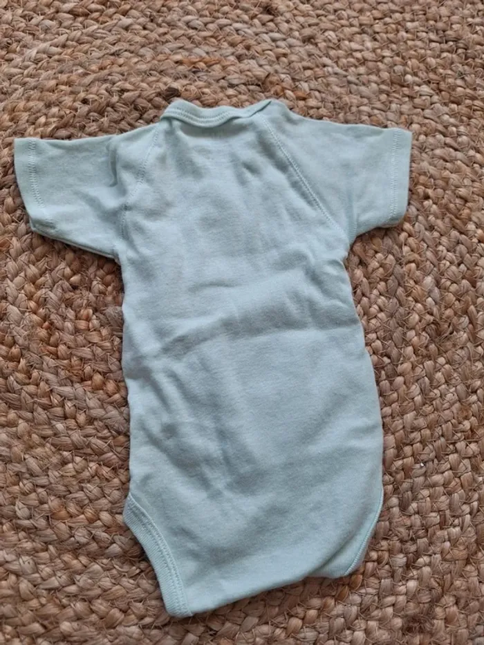 Lot de bodies été Kiabi 1 mois 52-55 cm 4 kg - photo numéro 9