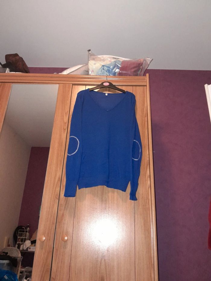 pull manches longues col V