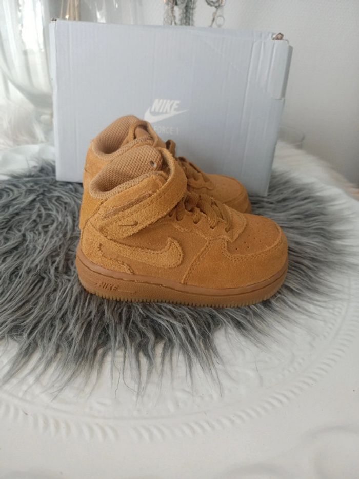 Nike air force one pointure 21 - photo numéro 4
