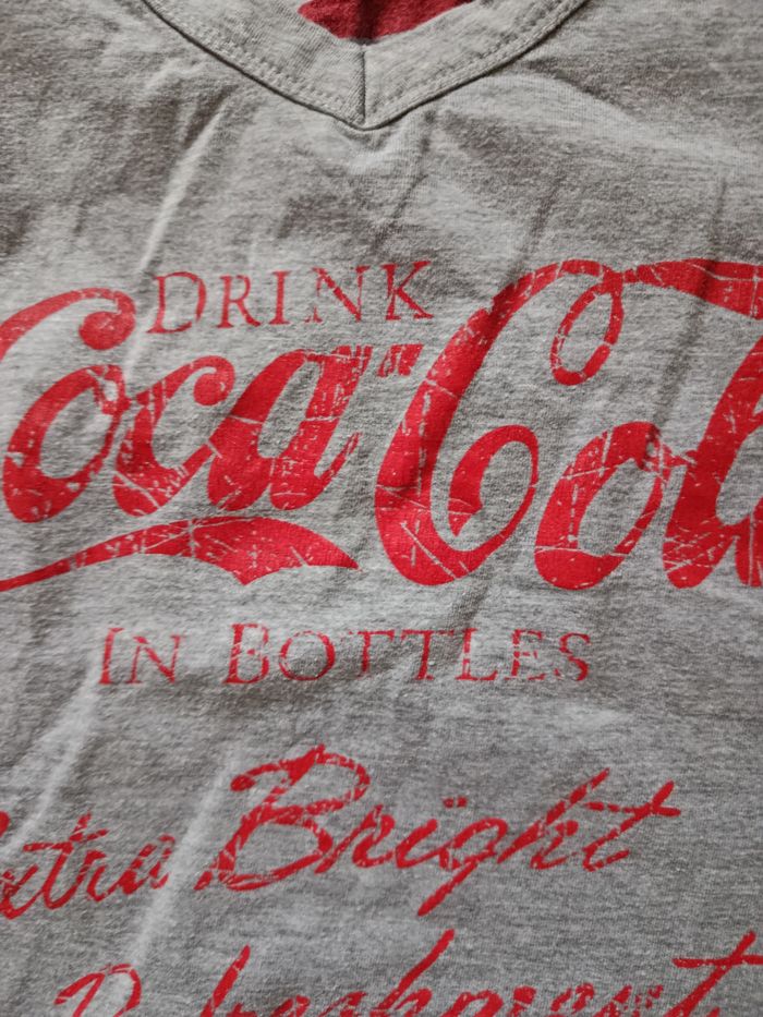 Tee-shirt marque coca cola taille 10 ans - photo numéro 3