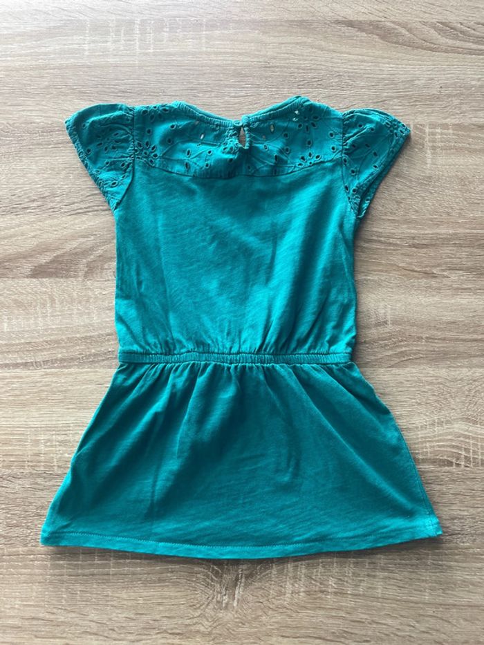 Robe brodée - photo numéro 2