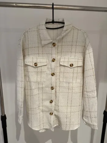 Veste blanche/ beige et doré