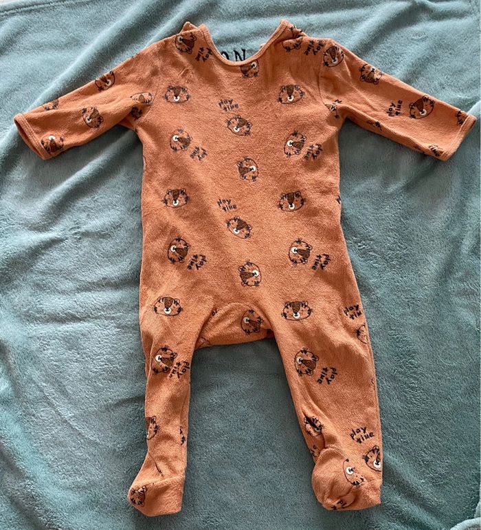 Lot pyjamas bébé 12mois - photo numéro 4