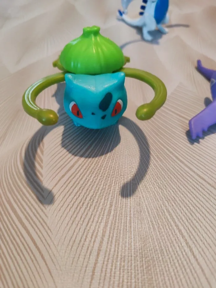 Lot figurines pokémon - photo numéro 2