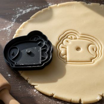 Emporte-pièce biscuit personnage kawaii 8cm pour pâtisserie créative