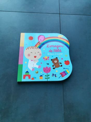 Imagier de bébé un livre à toucher neuf