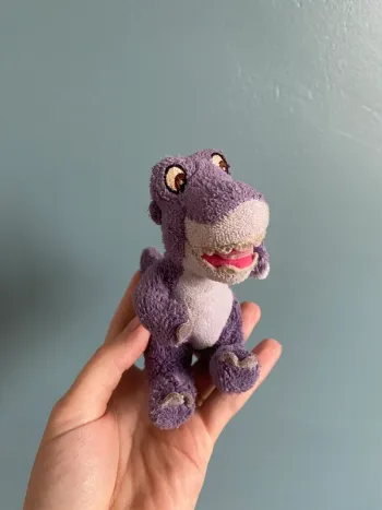 Porte clef peluche petit pied le petit dinosaure et la vallée des merveilles
