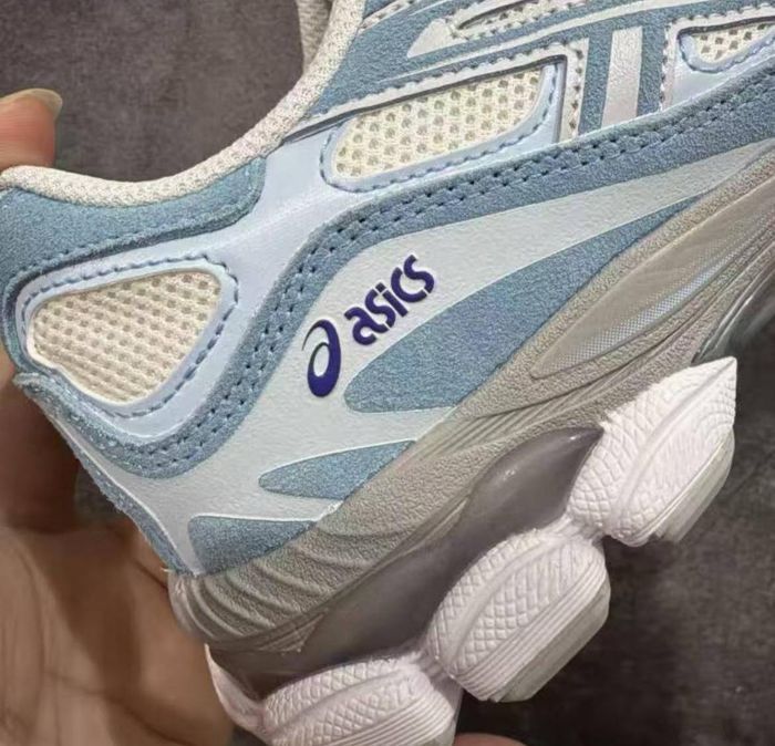 Baskets Asics Gel-NYC taille 43.5 - photo numéro 8