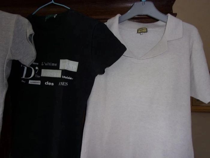 Lot 4 hauts Tee Shirts 40/42 - photo numéro 3