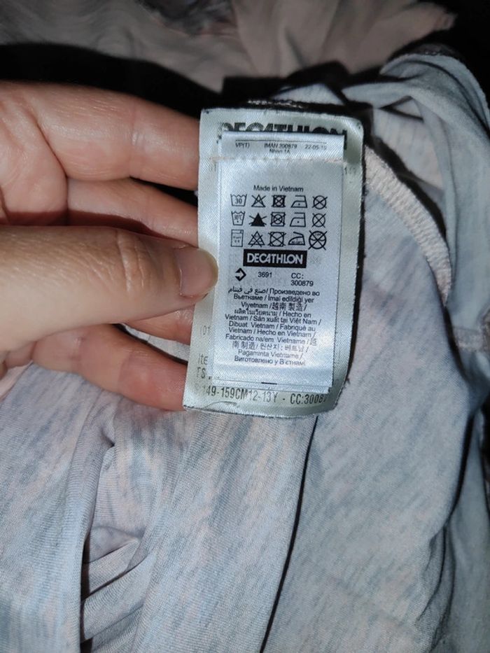 T-shirt sport Decathlon 12 ans - photo numéro 6