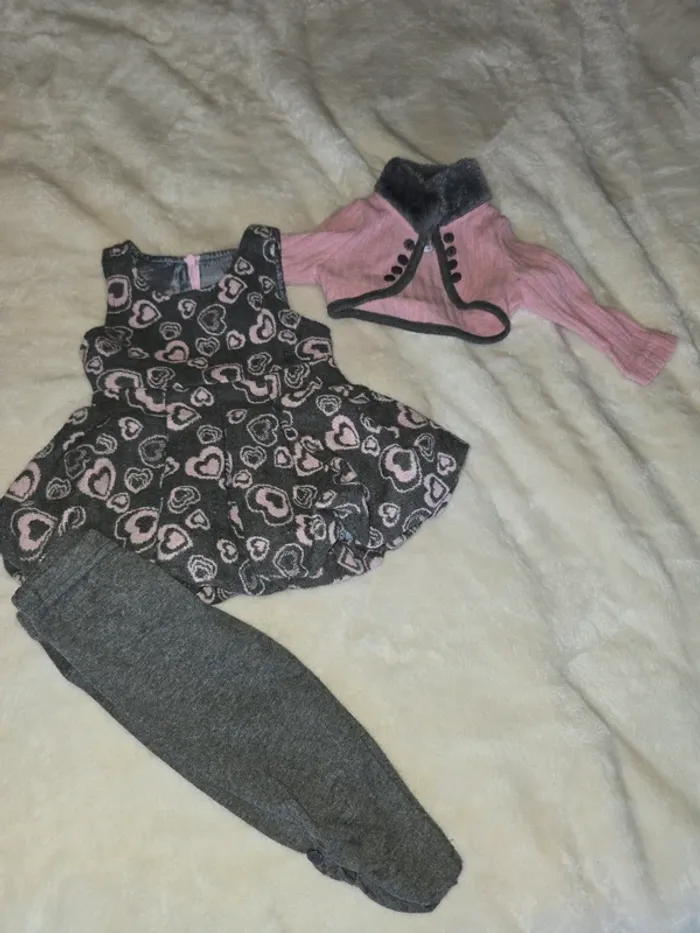 Lot vêtements bébé 9 mois fille - photo numéro 2