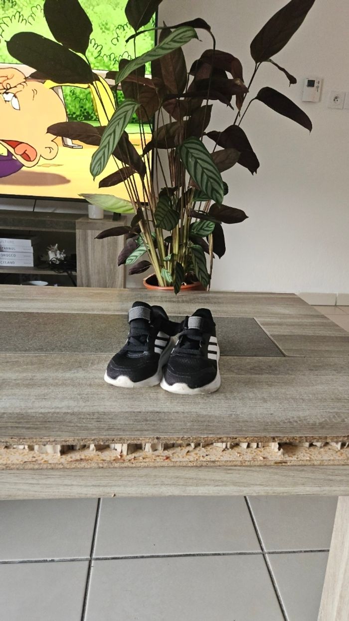 Basket adidas - photo numéro 2