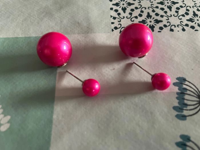 Boucles d’oreilles « boule rose » - photo numéro 2