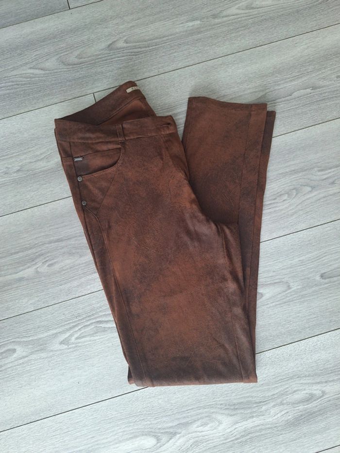 Pantalon femme taille 42 Elora imitation daim - photo numéro 10